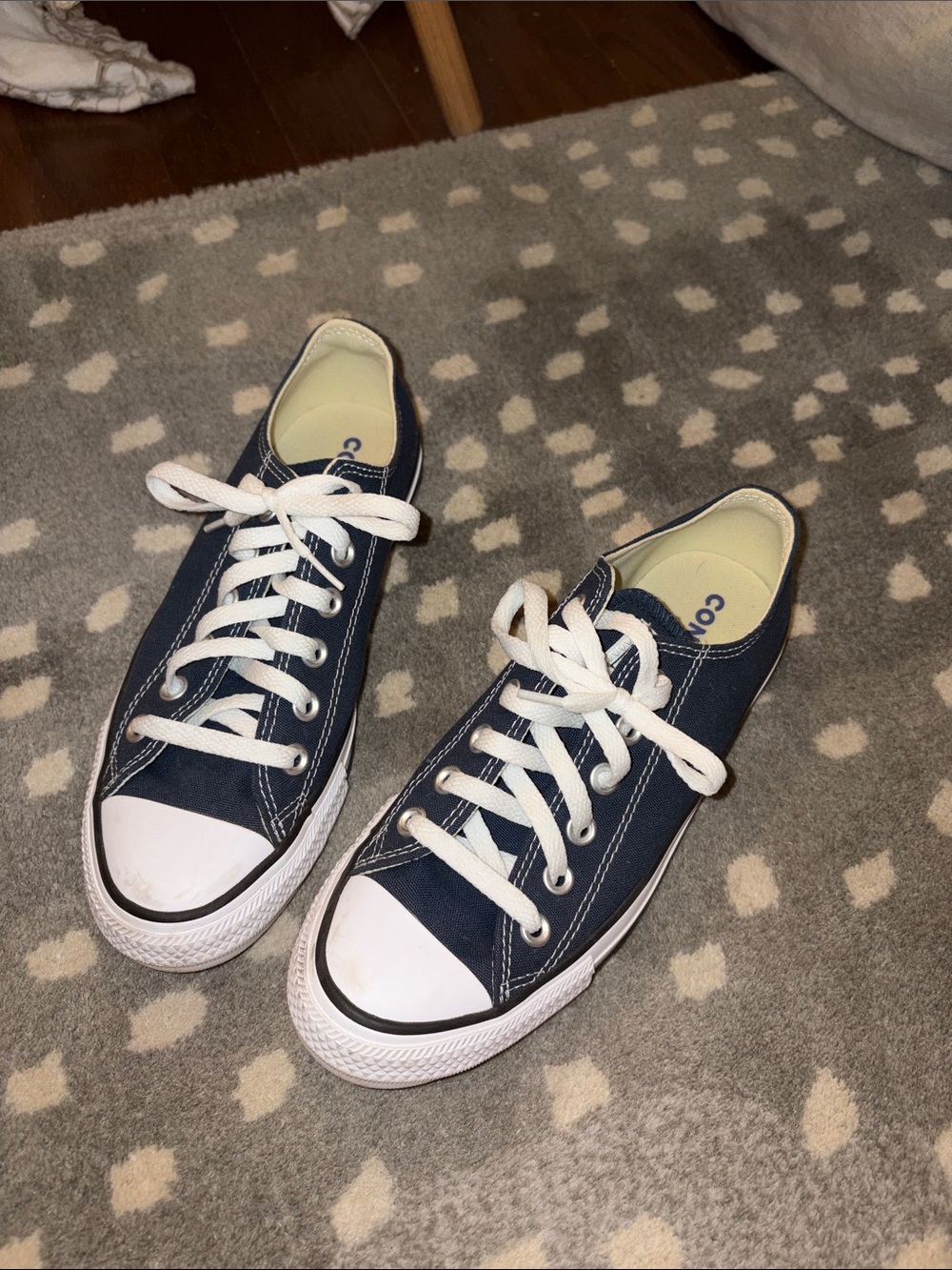 Converse Unisex Low Top Sneakers - Navy and White
